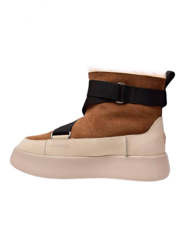 Ugg Classic Boom Buckle Chestnut