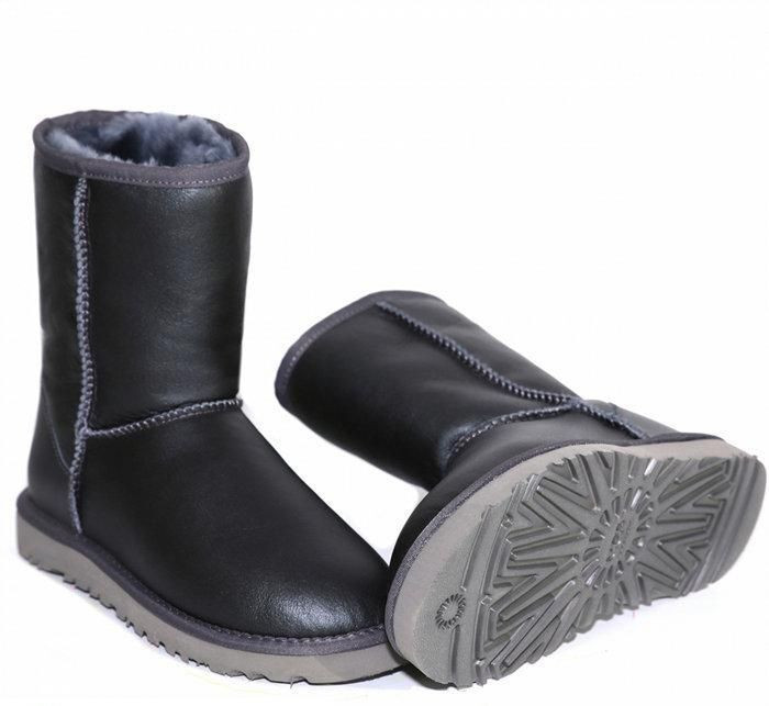 Ugg Men'S Classic Short Metallic Grey