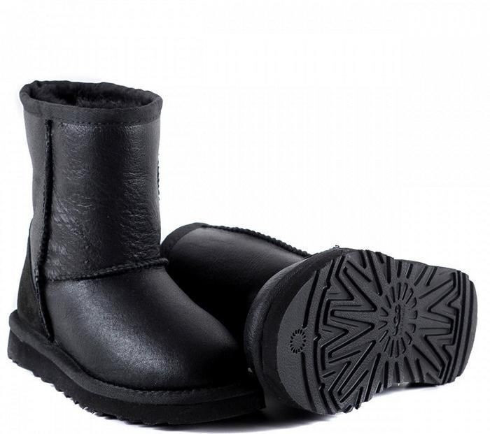 Ugg Kids Classic Short Metallic Black