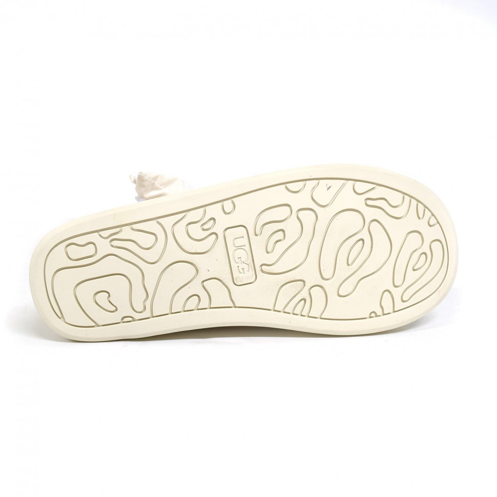 Ugg Clear Quilty Boot - White