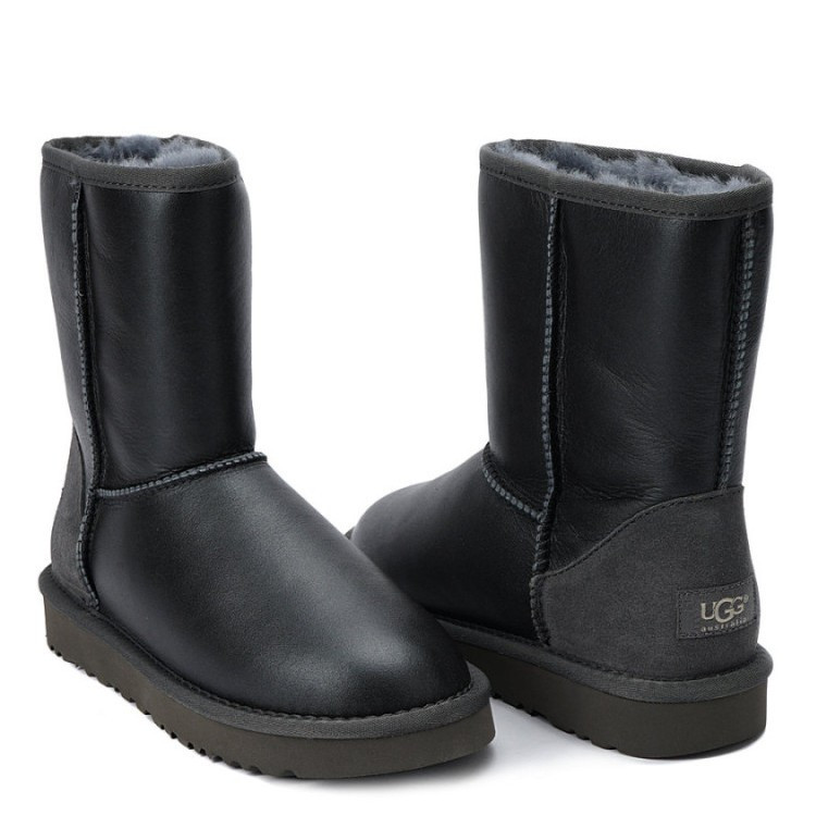 Ugg Classic Short Metallic Grey